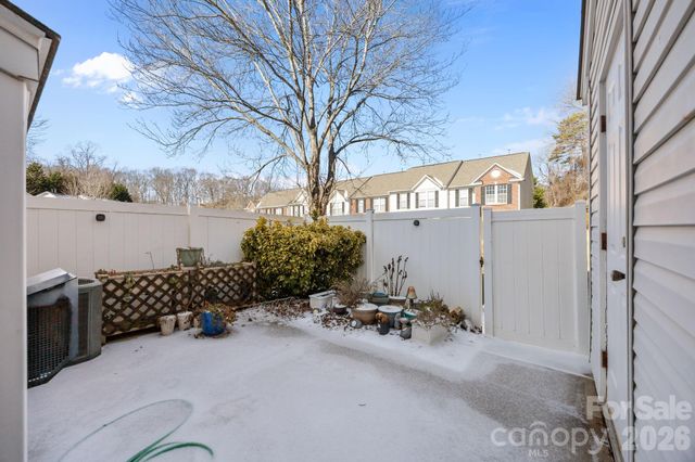 12353 Jessica Place, Charlotte, NC 28269