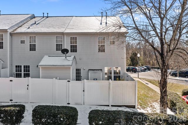 12353 Jessica Place, Charlotte, NC 28269