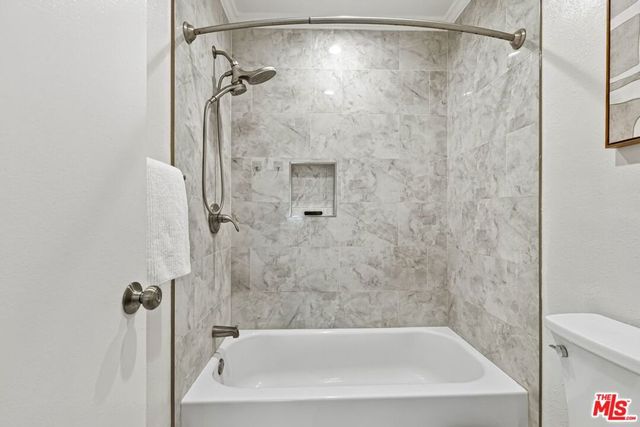 620 W Hyde Park Boulevard 313, Inglewood, CA 90302