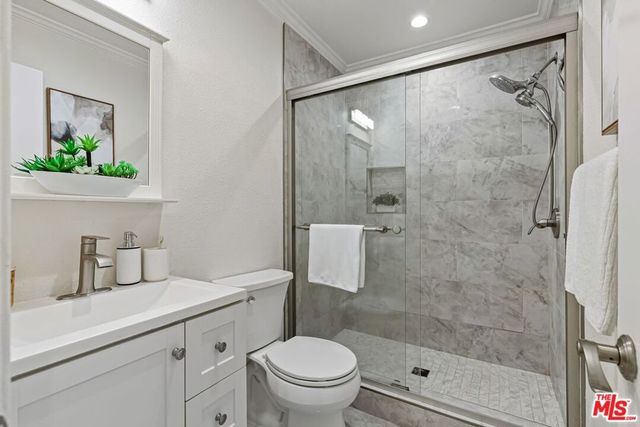 620 W Hyde Park Boulevard 313, Inglewood, CA 90302