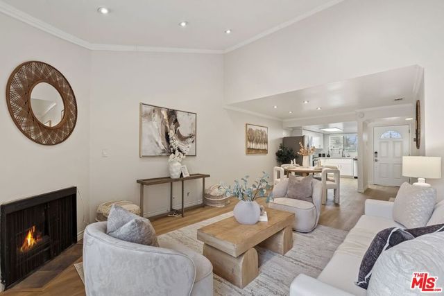 620 W Hyde Park Boulevard 313, Inglewood, CA 90302