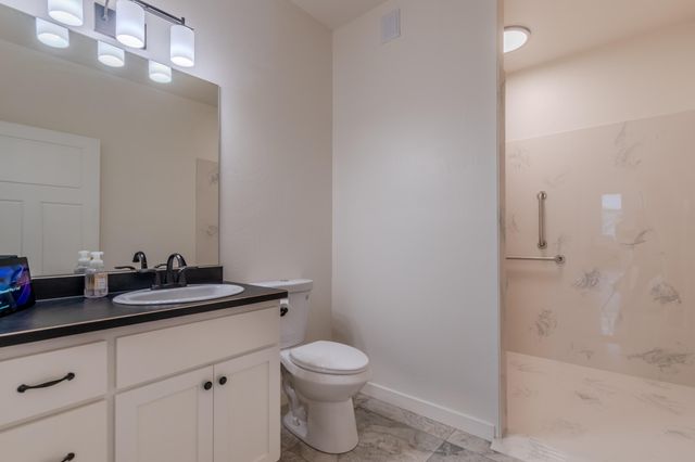 1316 NE Foster Way, Grants Pass, OR 97526