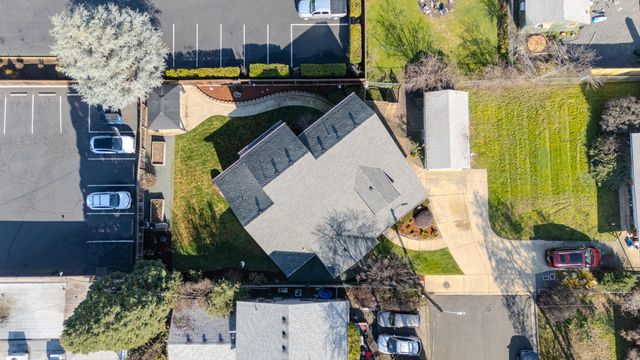 1316 NE Foster Way, Grants Pass, OR 97526