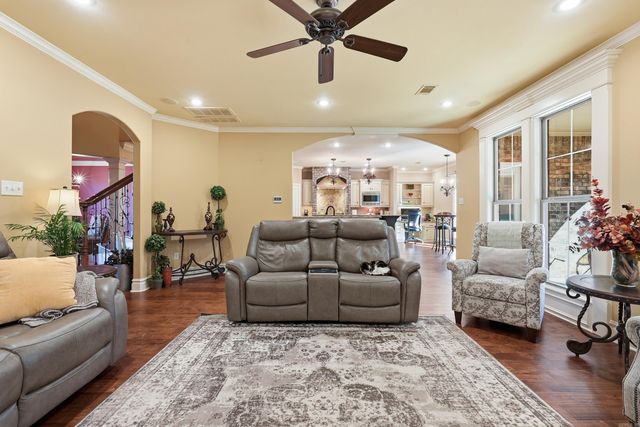 1120 Applewood Drive, Conway, AR 72034