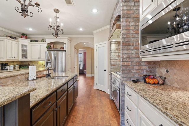 1120 Applewood Drive, Conway, AR 72034