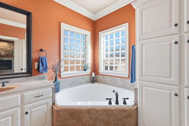 1120 Applewood Drive, Conway, AR 72034