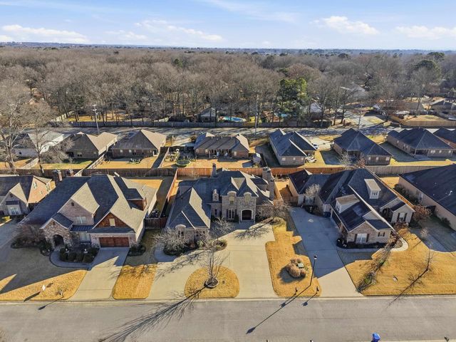 1120 Applewood Drive, Conway, AR 72034