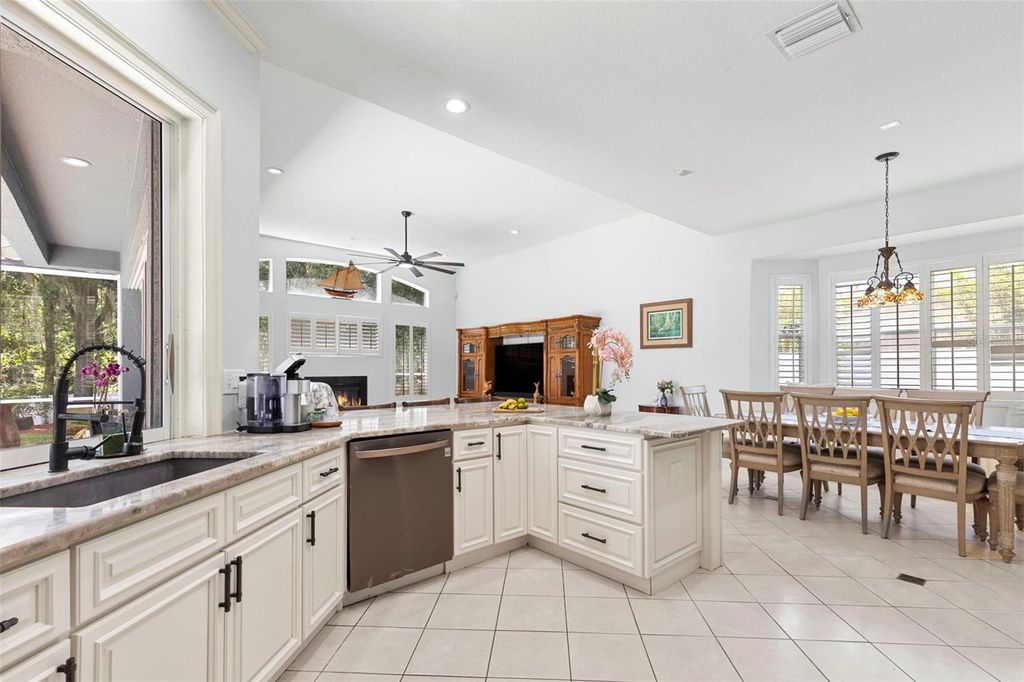 Image 48 of property listing at 8380 GOLDEN PRAIRIE DRIVE, Tampa, FL 33647