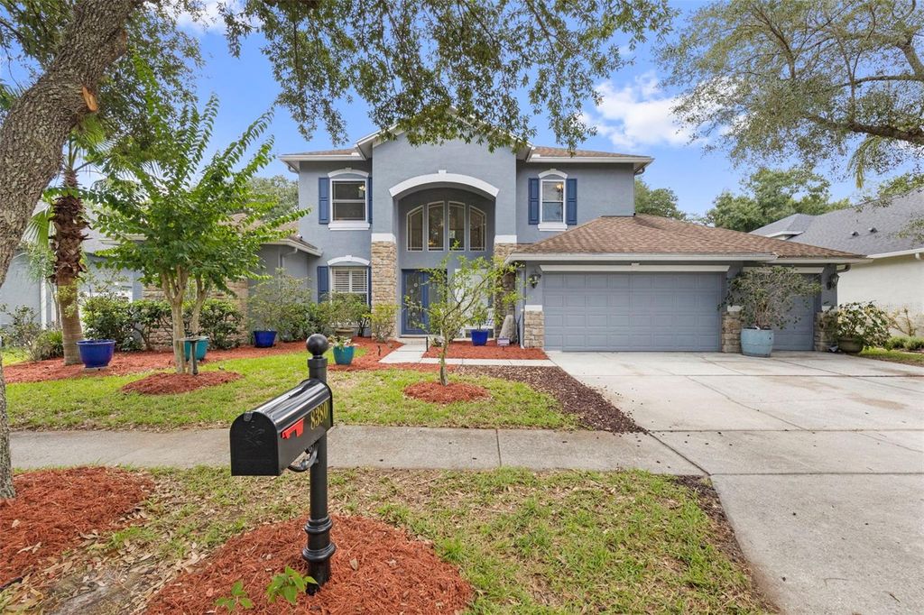 Image 6 of property listing at 8380 GOLDEN PRAIRIE DRIVE, Tampa, FL 33647
