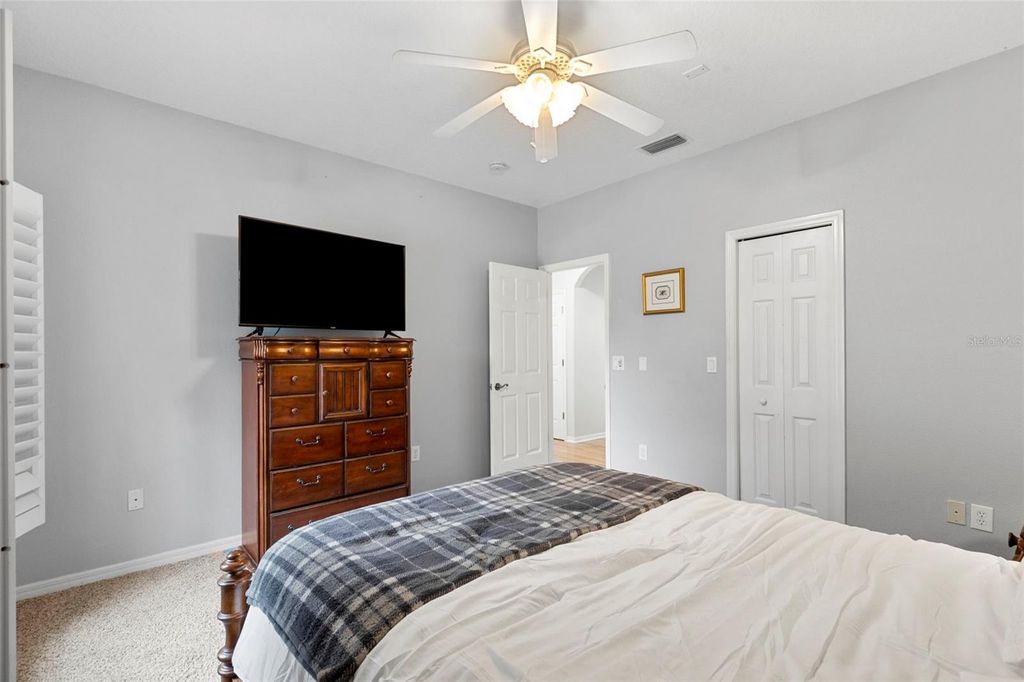 Image 67 of property listing at 8380 GOLDEN PRAIRIE DRIVE, Tampa, FL 33647
