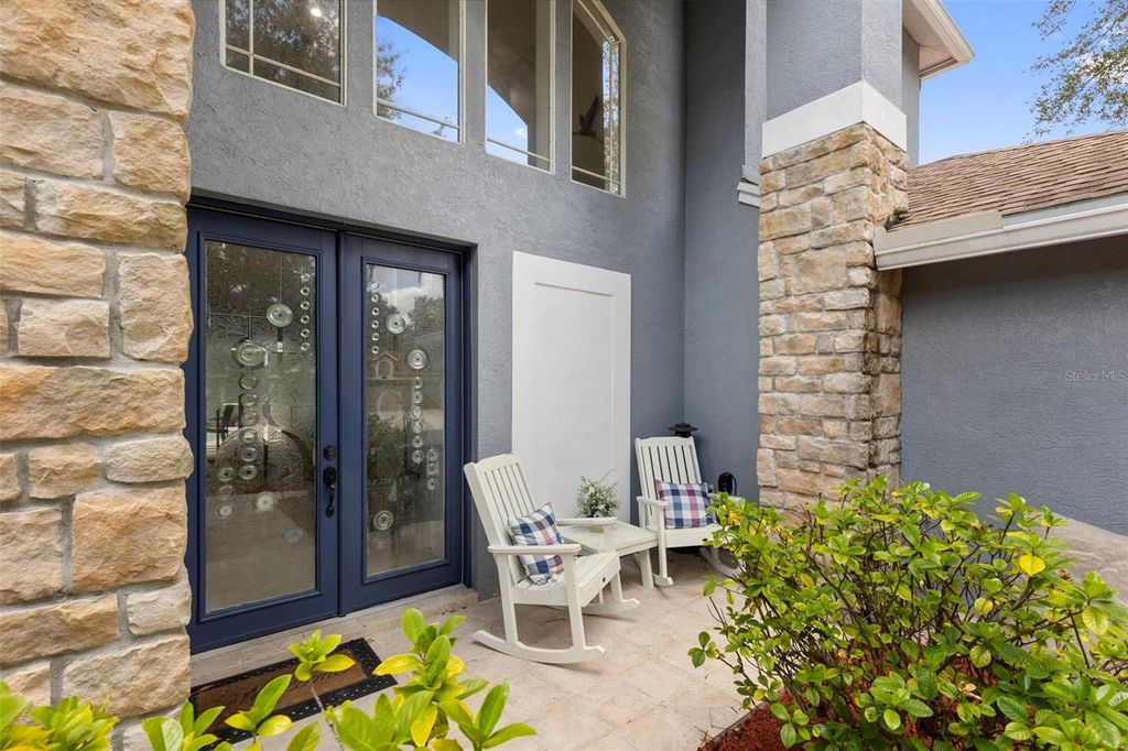 Image 8 of property listing at 8380 GOLDEN PRAIRIE DRIVE, Tampa, FL 33647