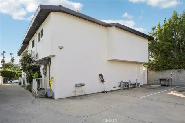 4427 Camero Avenue, Los Angeles, CA 90027