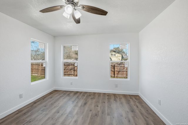 808 college, Seguin, TX 78155