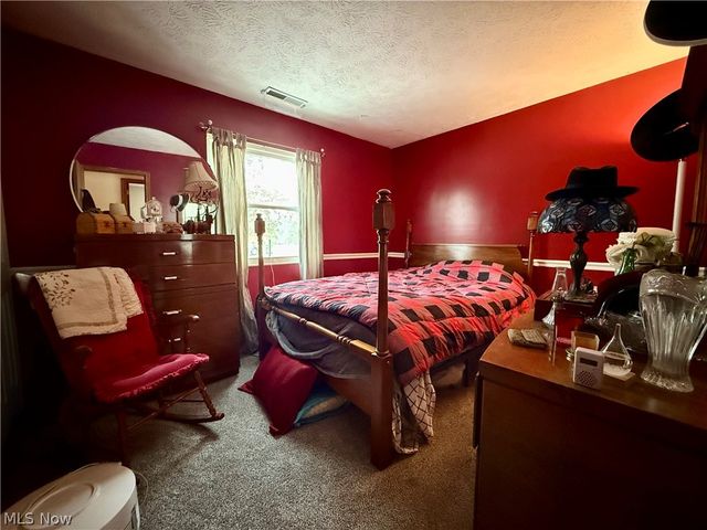 5000 Mildred Circle SW, Navarre, OH 44662