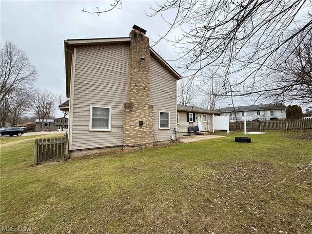 5000 Mildred Circle SW, Navarre, OH 44662