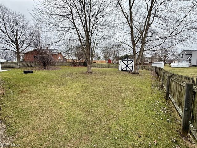 5000 Mildred Circle SW, Navarre, OH 44662