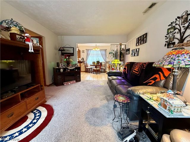 5000 Mildred Circle SW, Navarre, OH 44662