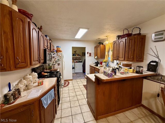 5000 Mildred Circle SW, Navarre, OH 44662