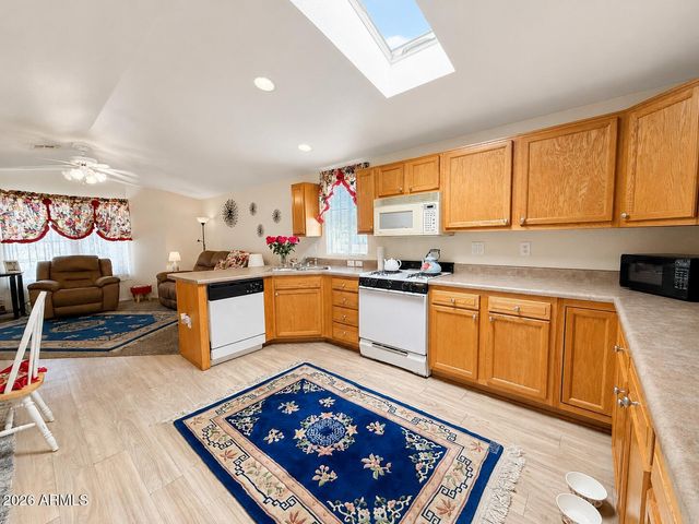 201 S Greenfield Road 11, Mesa, AZ 85206