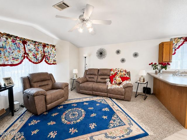 201 S Greenfield Road 11, Mesa, AZ 85206