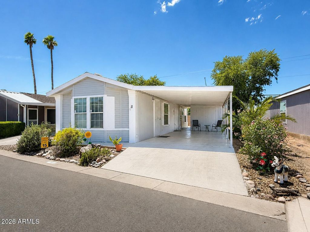 201 S Greenfield Road 11, Mesa, AZ 85206
