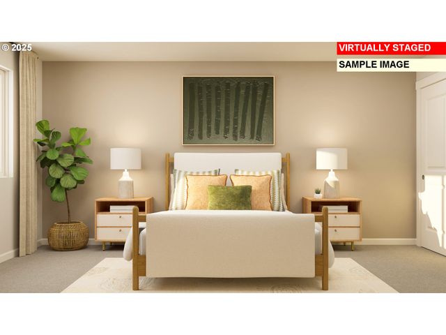 2255 Sawtelle Dr, Woodburn, OR 97071