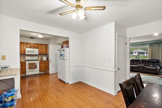 3035 E Paris Avenue, Grand Rapids, MI 49512