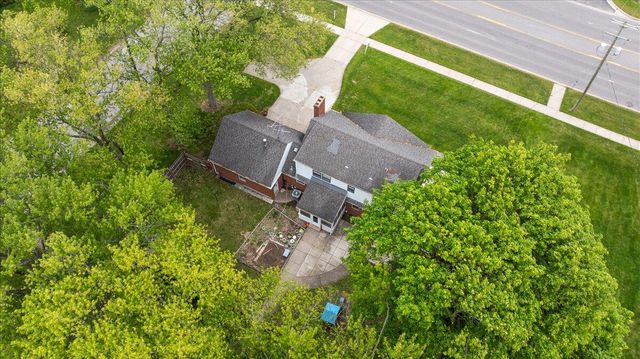 3035 E Paris Avenue, Grand Rapids, MI 49512