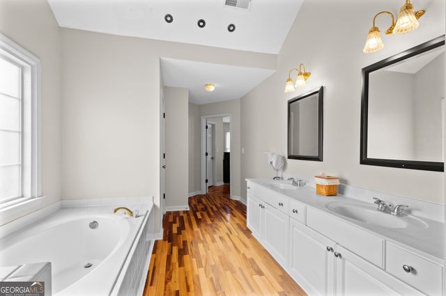 4448 Blowing Wind Drive NW, Acworth, GA 30101