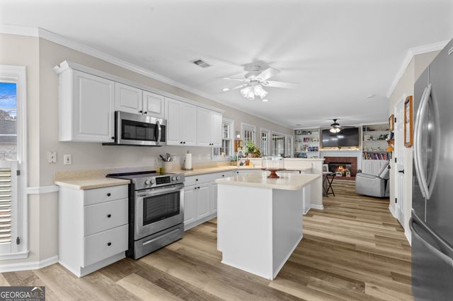 4448 Blowing Wind Drive NW, Acworth, GA 30101