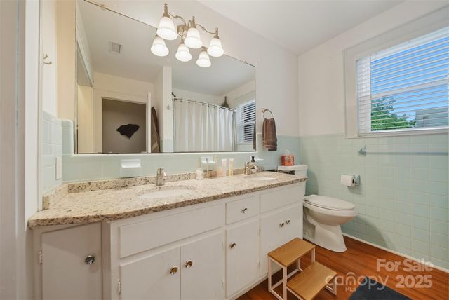 116 Huss Avenue, Hudson, NC 28638
