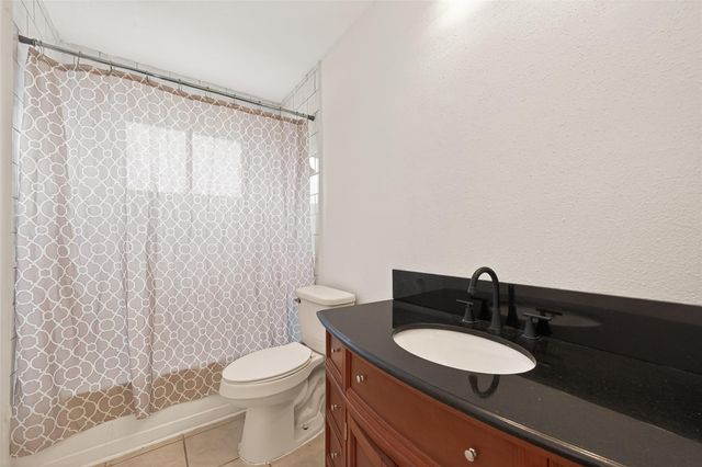 222 Tara Plantation Drive, Richmond, TX 77469