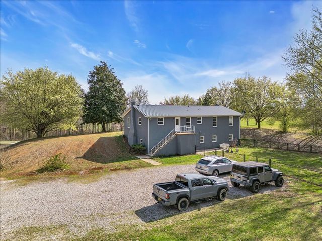 1389 Coconut Ridge Rd, Smithville, TN 37166