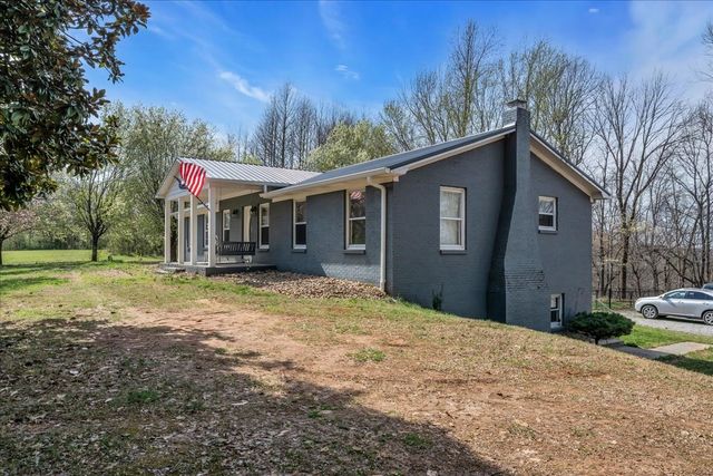 1389 Coconut Ridge Rd, Smithville, TN 37166
