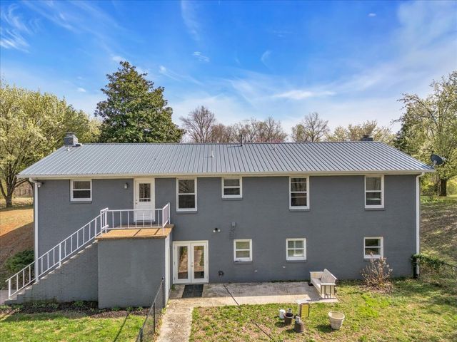 1389 Coconut Ridge Rd, Smithville, TN 37166