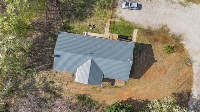 1389 Coconut Ridge Rd, Smithville, TN 37166