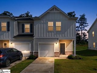 919 Yarn Way, Greer, SC 29651