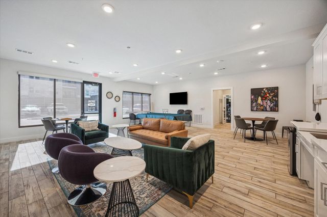 6804 Westview Dr, Unit 2307 Drive 2307, Houston, TX 77055