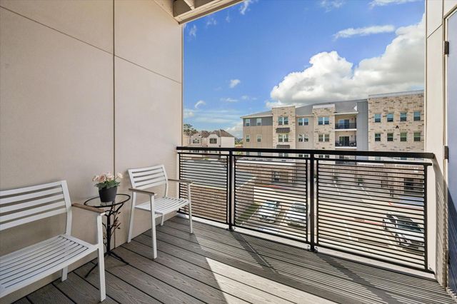 6804 Westview Dr, Unit 2307 Drive 2307, Houston, TX 77055