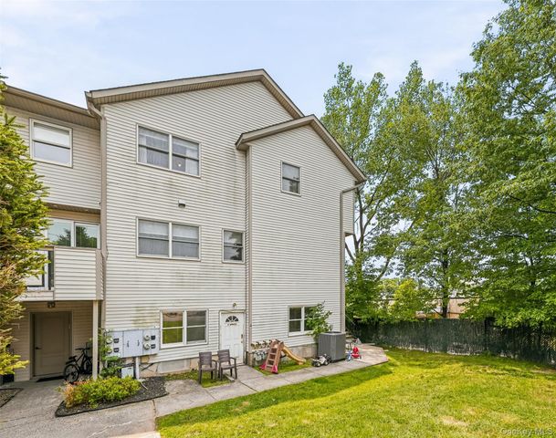 4 Spruill Court, Monsey, NY 10952