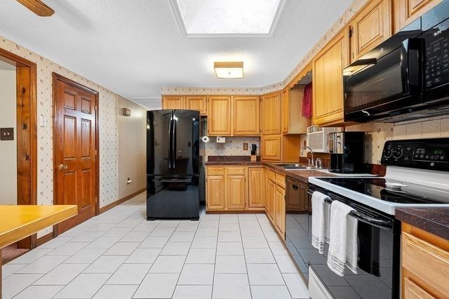50 Jackson Street, Holden, MA 01522