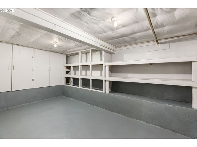 2827 Ne 20TH Ave, Portland, OR 97212