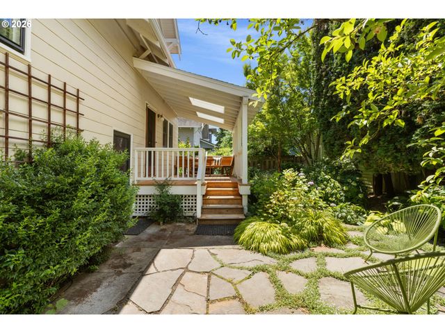 2827 Ne 20TH Ave, Portland, OR 97212