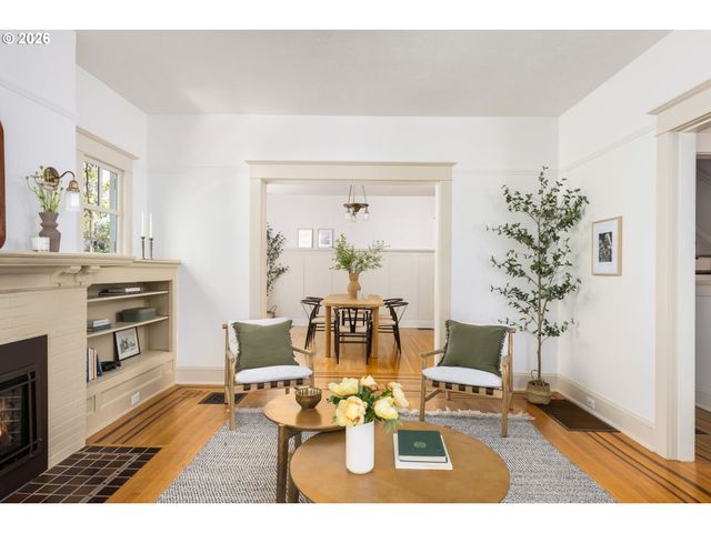 2827 Ne 20TH Ave, Portland, OR 97212