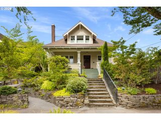 2827 Ne 20TH Ave, Portland, OR 97212
