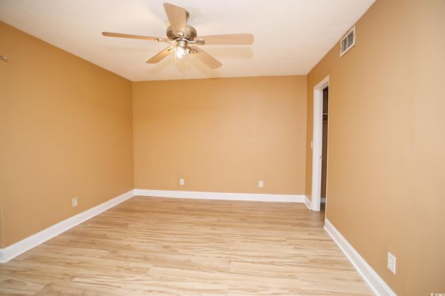 405 Cambridge Cir Apt B4, Murrells Inlet, SC 29576