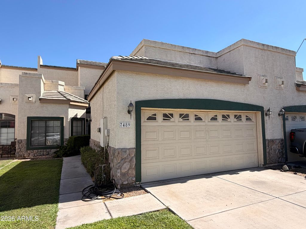 7489 W DENARO Drive, Glendale, AZ 85308