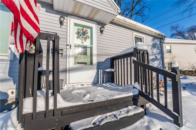 147 Woolf Avenue, Akron, OH 44312