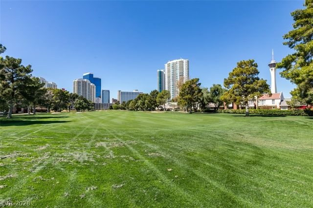 714 Oakmont Avenue 1104, Las Vegas, NV 89109