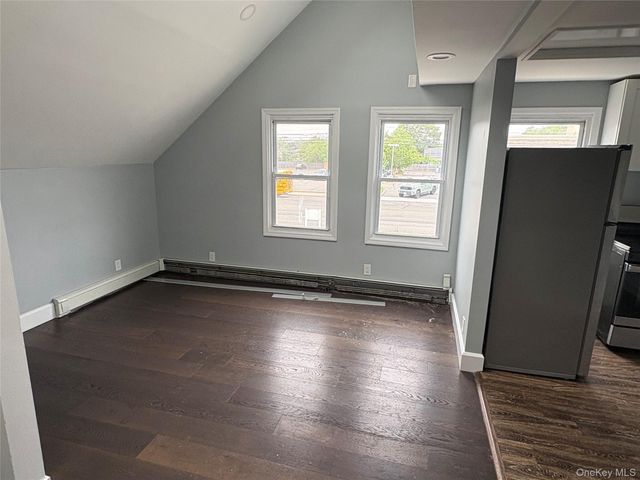 100 Merrick Road, Amityville, NY 11701